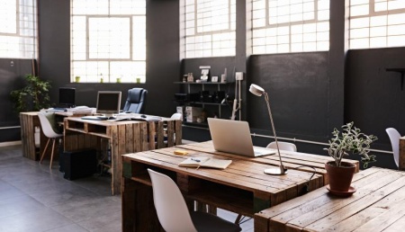 Comment choisir un mobilier ergonomique adapté à votre espace de travail ?