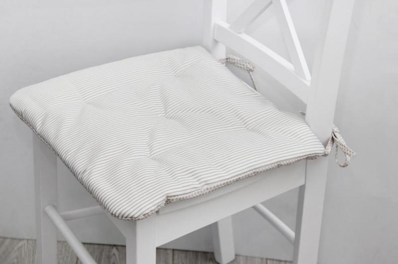 L'art de la tapisserie de mobilier : techniques et savoir-faire artisanal