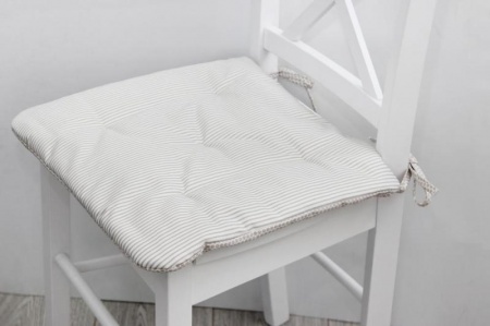 L'art de la tapisserie de mobilier : techniques et savoir-faire artisanal